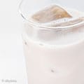 Photo: Non-alcoholic Cassis Milk ©okyawa