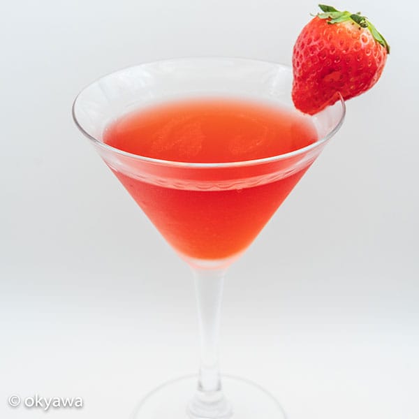 Photo: Strawberry Vodka Martini ©okyawa